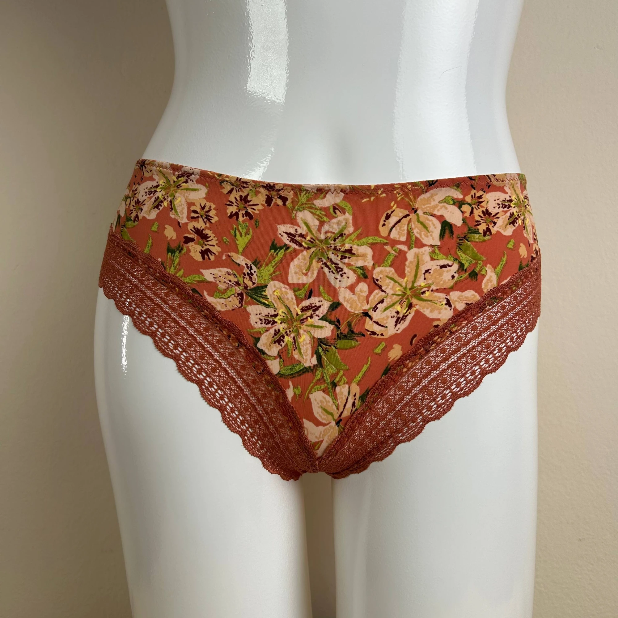 Lace Print Penty